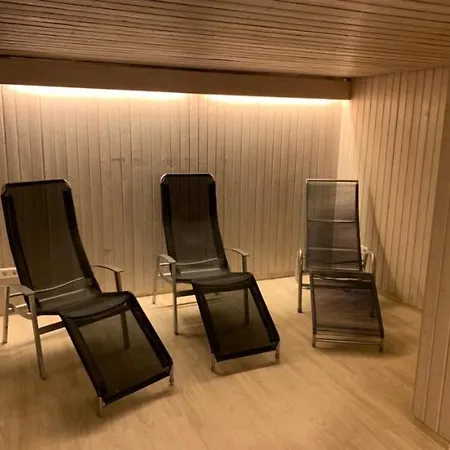 Kleine Moewe, Exklusives Ein Zimmer Apartment Mit Sauna Im Haus Wunstorf Exterior photo